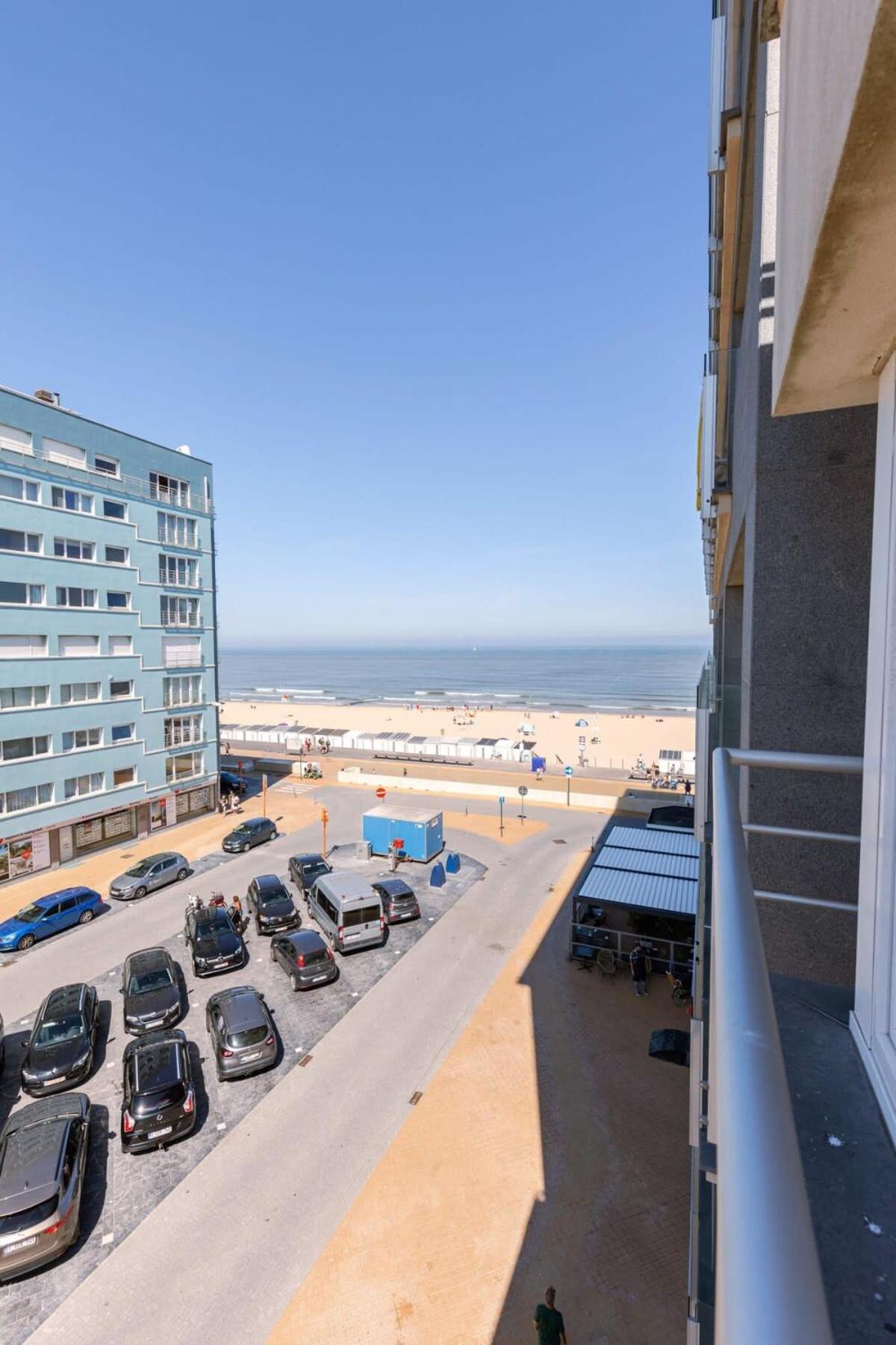 Huswell - Lovely Apartment With Lateral Sea View And Parking Ostende Kültér fotó